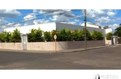 Casa com 3 quartos à venda na Rua Almeida Brandão, Alto Higienópolis, Bauru