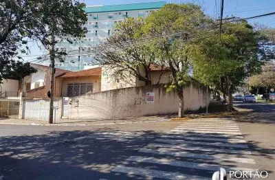 Casa com 3 quartos para alugar na Rua Eduardo Vergueiro De Lorena / Com Octavio Pinheiro, Jardim Planalto, Bauru