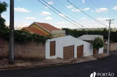 Casa com 5 quartos à venda na Rua Padre Anchieta, Vila Quaggio, Bauru