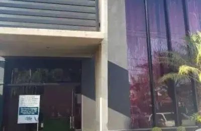 Prédio para alugar na Rua Jayme Vicente Holloway, Vila Aviação, Bauru