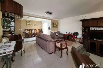 Casa com 3 quartos à venda na Rua Salvador Filardi, Vila Paraíso, Bauru
