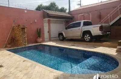 Casa à venda na Rua Padre Anchieta, Jardim Bela Vista, Bauru