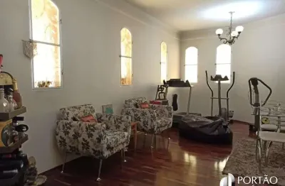 Casa com 3 quartos à venda na Rua São Vicente, Vila Falcão, Bauru