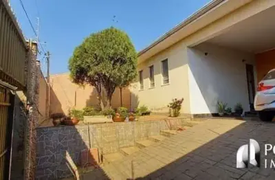 Casa com 3 quartos à venda na Rua Hildebrando de Carvalho, Vila Lemos, Bauru