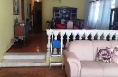 Casa com 5 quartos à venda na Rua Xavantes, Vila Antártica, Bauru