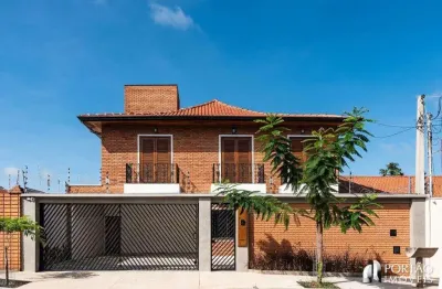 Casa com 5 quartos para alugar na Rua Major Fraga, Jardim Estoril II, Bauru