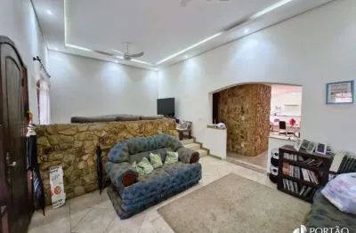 Casa com 2 quartos à venda na Alameda dos Crisântemos, Parque Vista Alegre, Bauru