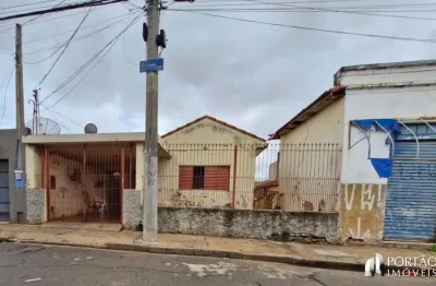 Casa à venda na Rua São Vicente, Vila Bela, Bauru