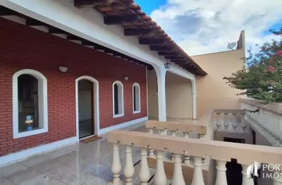 Casa com 3 quartos à venda na Alameda das Miltonias, Parque Vista Alegre, Bauru