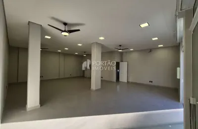 Salão para aluguel com 100m² na rua primeiro de agosto no centro de bauru-sp