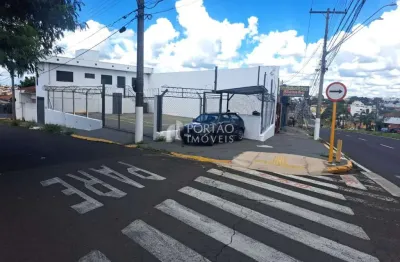 Prédio Comercial para aluguel e venda com 271,85 m² em Vila Cardia, Bauru - SP