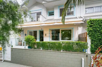 Casa em condomínio fechado com 3 quartos à venda na rua das piraúnas, 845, jurerê internacional, florianópolis por r$ 2.750.000