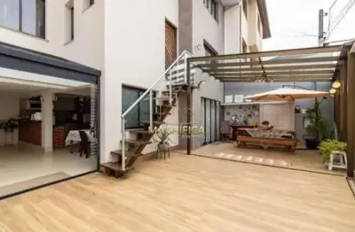 Casa com 4 quartos para alugar no Parolin, Curitiba , 180 m2 por R$ 6.500