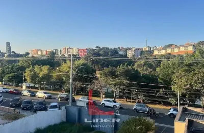 Casa comercial para alugar no Taboão, Bragança Paulista 