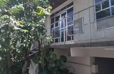 Casa com 4 quartos à venda na Rua Sargento Pinto, 103, Ramos, Rio de Janeiro