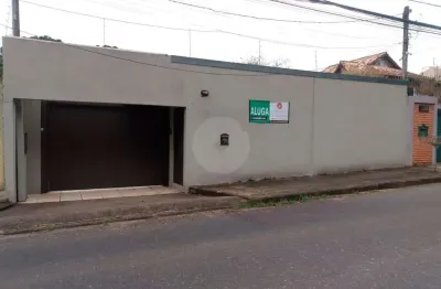 Casa comercial para locação - bairro  mossunguê - 229,00m  de área privativa   36m área frontal