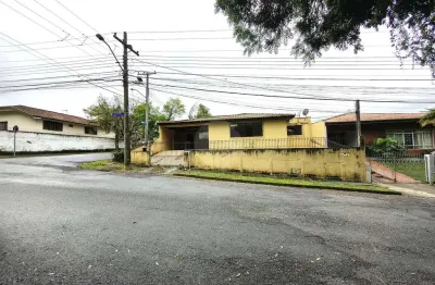 Casa com 03 quartos para locação, 103 m  por r  3.500 mês  santo inácio.