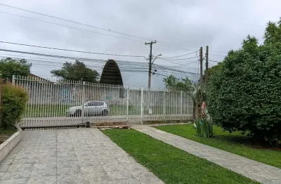 Casas à venda com amplo terreno medindo 630m  - planta orleans - curitiba
