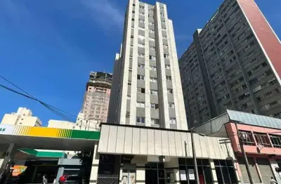 Apartamento à venda no Centro de Curitiba | Rua Nilo Cairo | Próximo ao Mercado Municipal