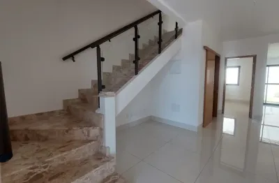 Sobrado com 3 suítes, escritório, 164m², condomínio fechado villágio di capri