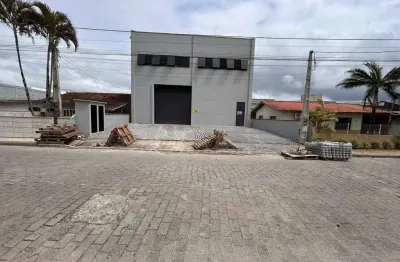 Galpão amplo para locação no bairro são domingos em navegantes
