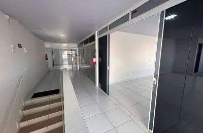 Sala comercial para alugar na Rua Vereador Nereu Liberato Nunes, 939, Centro, Navegantes