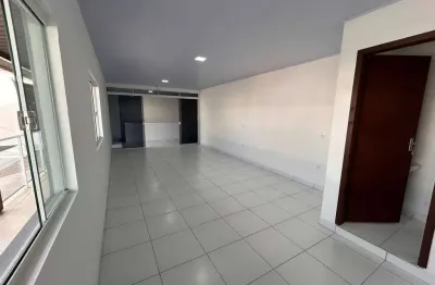 Sala comercial para alugar na Rua Vereador Nereu Liberato Nunes, 939, Centro, Navegantes
