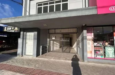 Casa comercial para locação na principal avenida de navegantes