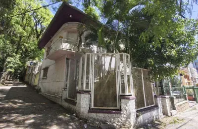 Casa com 3 quartos à venda na rua visconde do rio branco, 839, moinhos de vento, porto alegre por r$ 850.000