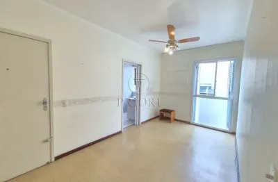 Apartamento com 2 quartos à venda na avenida mercedes, 20, moinhos de vento, porto alegre por r$ 290.000