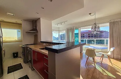 Apartamento com 2 quartos para alugar na rua valdir antônio lopes, 199, três figueiras, porto alegre por r$ 8.000