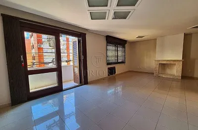 Apartamento com 3 quartos para alugar na rua costa, 200, menino deus, porto alegre por r$ 4.400