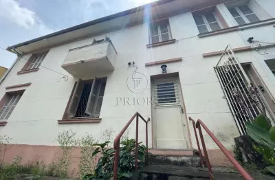 Casa com 4 quartos para alugar na rua faria santos, 64, petrópolis, porto alegre por r$ 5.500