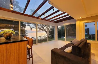 Casa em condomínio fechado com 4 quartos para alugar na avenida coronel marcos, 1239, pedra redonda, porto alegre por r$ 29.000