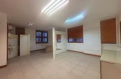 Sala comercial com 2 salas para alugar na rua padre chagas, 140, moinhos de vento, porto alegre por r$ 6.000