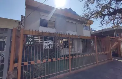 Casa com 4 quartos à venda na avenida ganzo, 86, menino deus, porto alegre por r$ 2.790.000