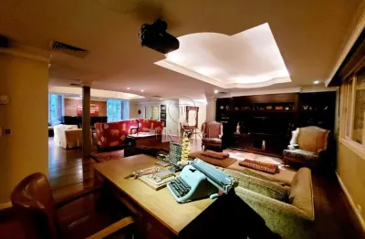 Casa com 5 quartos para alugar na avenida luiz manoel gonzaga, 506, três figueiras, porto alegre por r$ 29.000