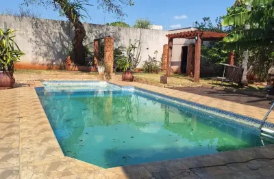 Linda casa. aceita financiamento e aceita permuta,  na vl sta luzia