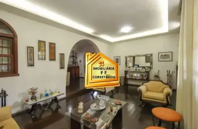 Casa com 4 quartos à venda no colégio batista, belo horizonte  por r$ 1.680.000