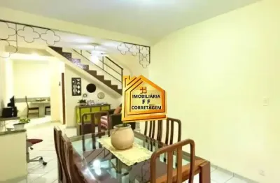 Casa com 3 quartos à venda na Santa Terezinha, Belo Horizonte  por R$ 740.000