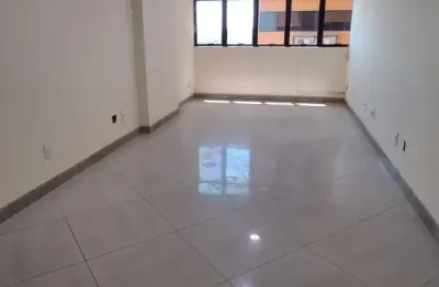 Sala comercial com 1 sala à venda na Rua Quarenta, 8, Vila Santa Cecília, Volta Redonda