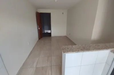 Apartamento com 2 quartos para alugar na Rua Cinqüenta e Seis, 75, Vila Santa Cecília, Volta Redonda