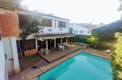 Casa com 4 quartos à venda na Rua 100, Laranjal, Volta Redonda