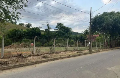 Área totalmente plana, 2800m², bairro veraneio_ santana do paraíso