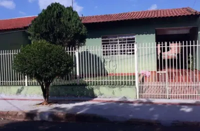 Casa com 2 dormitórios à venda, 85 m² por r$ 230.000,00 - pacaembu - londrina/pr