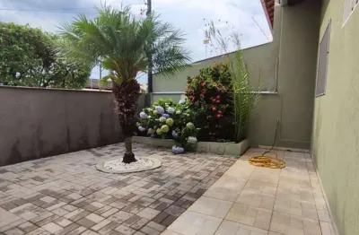Casa com 3 quartos à venda na Rua Eraldo Salton, Cafezal, Londrina