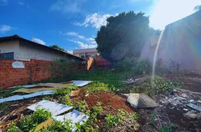 Terreno à venda na Rua Olympio Theodoro, Colinas, Londrina