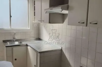 70m² com sacada,2 quartos, 02 wcs , sala dois ambientes, cozinha , 1 vaga de garagem coberta.