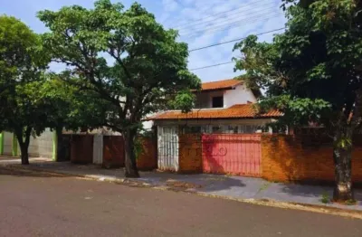 Sobrado com 4 dormitórios para alugar, 270 m² por r$ 3.500,00/mês - boa vista - londrina/pr