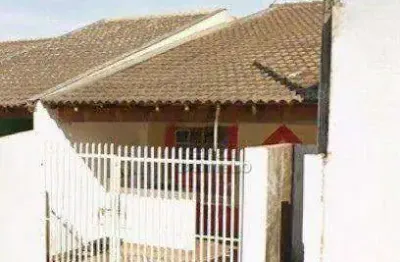 Casa com 2 dormitórios para alugar, 80 m² por R$ 1.400,00/mês - Jardim Acapulco - Londrina/PR